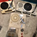 ドクとマーティ2 ポータブルレコードプレーヤー修理