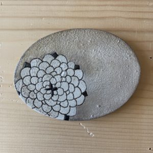 販売ページに伊藤千穂さんの器など 品出ししてます わたし雑貨店