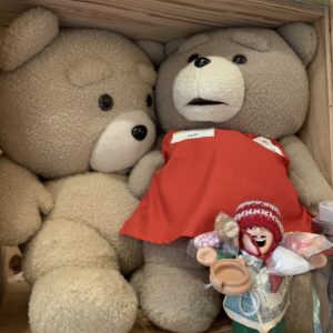 風は秋。空は遠い。オープンまであとすこし。(後楽窯跡地にわたし雑貨店を準備中)